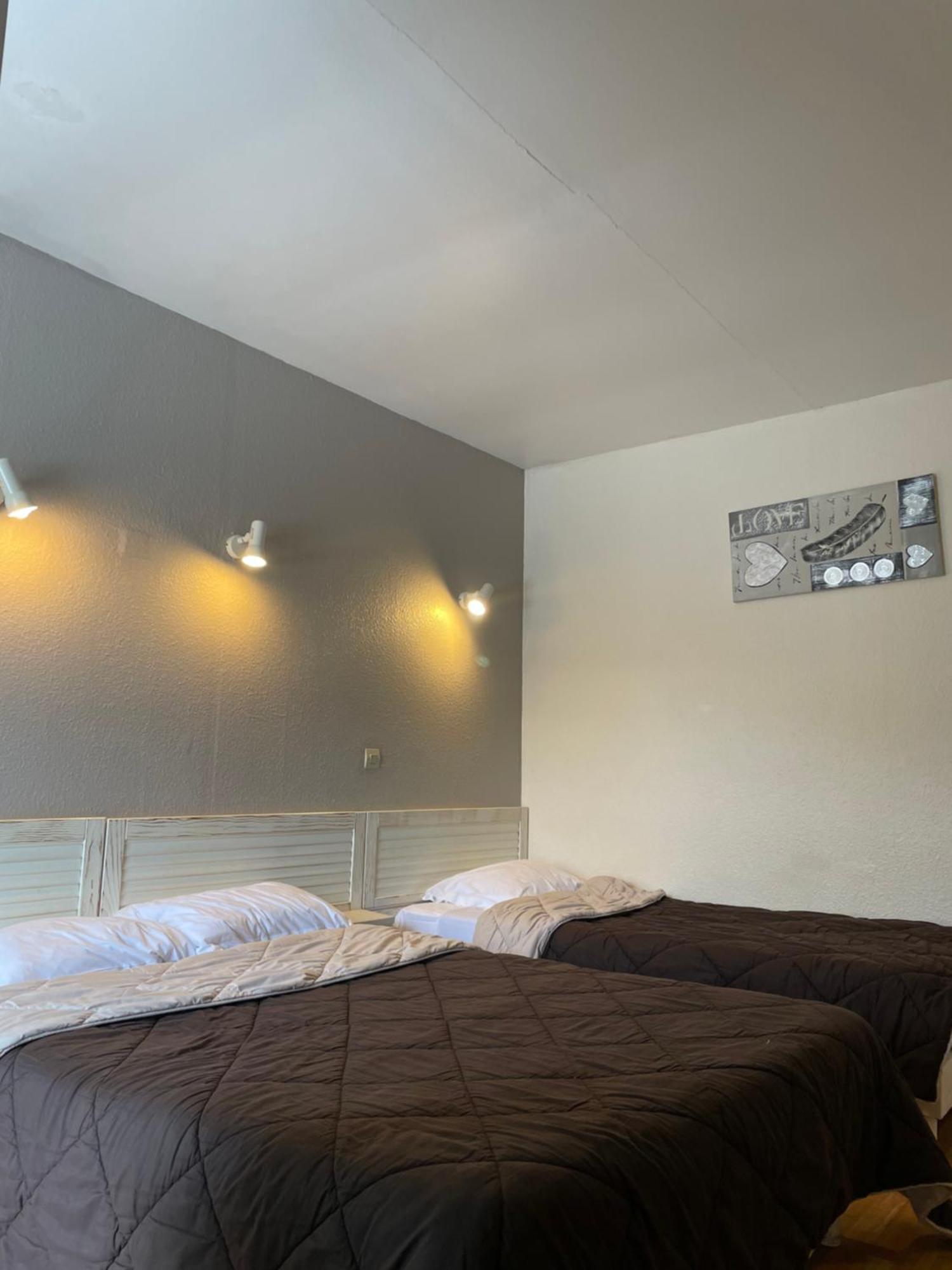 Hotel Auberge Des Charmilles Sainte-Soulle Pokój zdjęcie